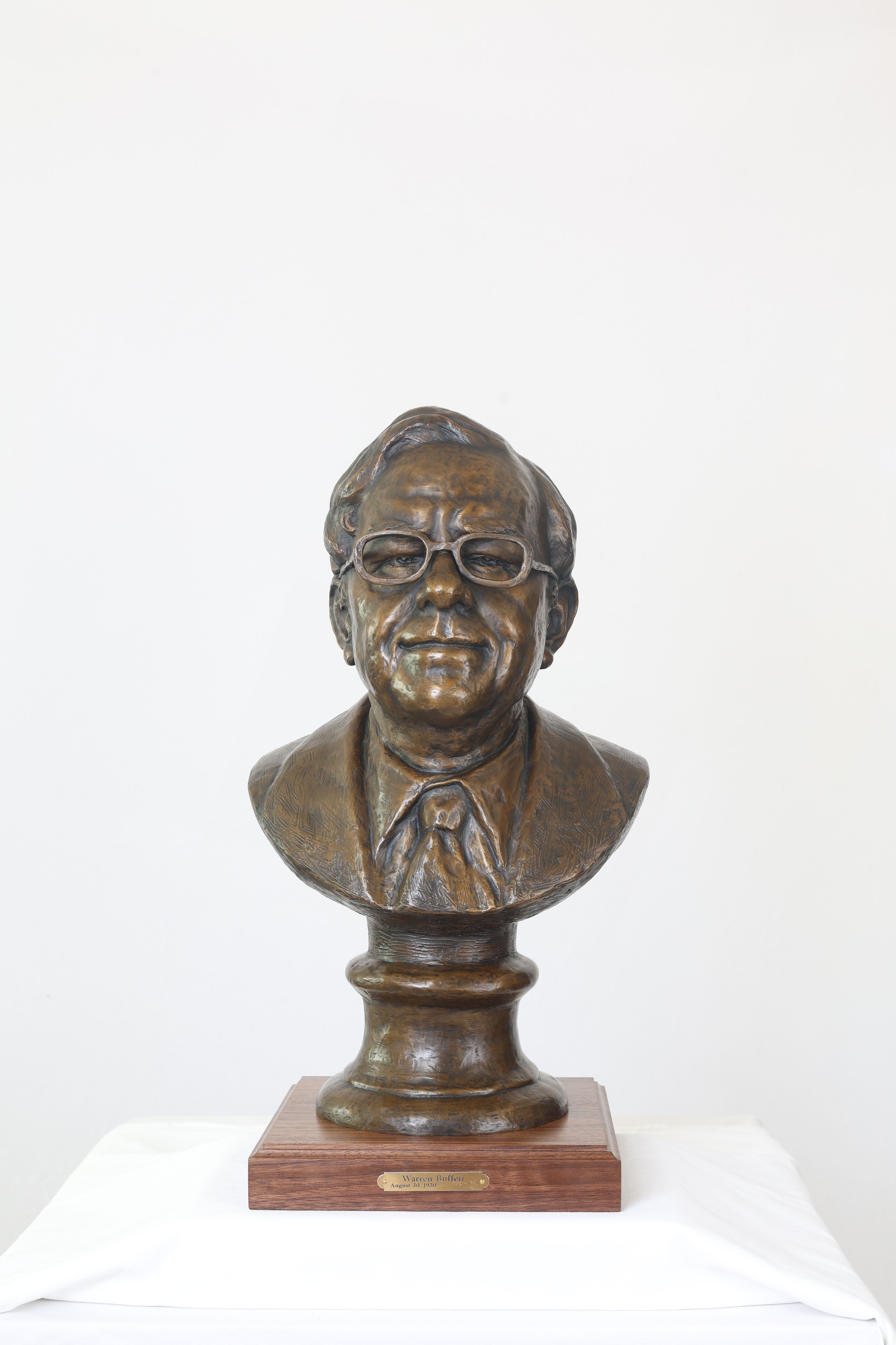 Warren Buffett Sculpture